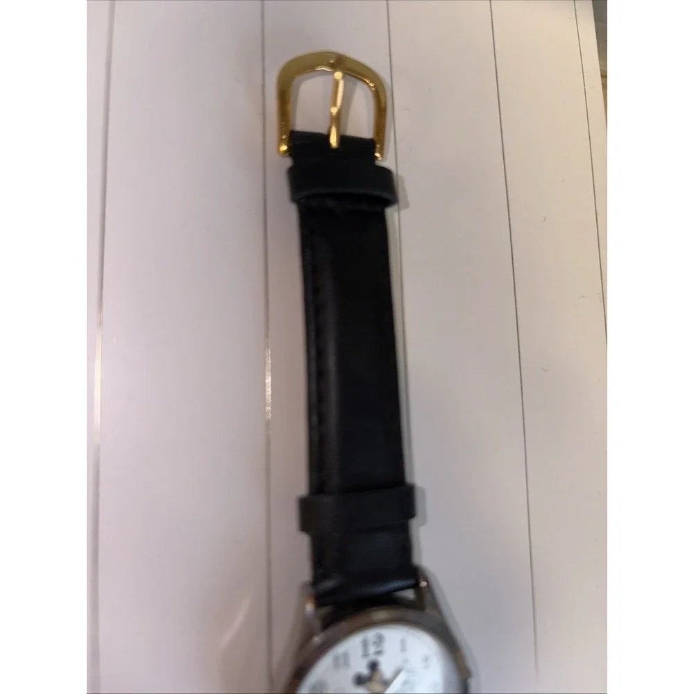 Vtg Disney 75 Years With Mickey Mickey Mouse Watch New Battery New Leather Band